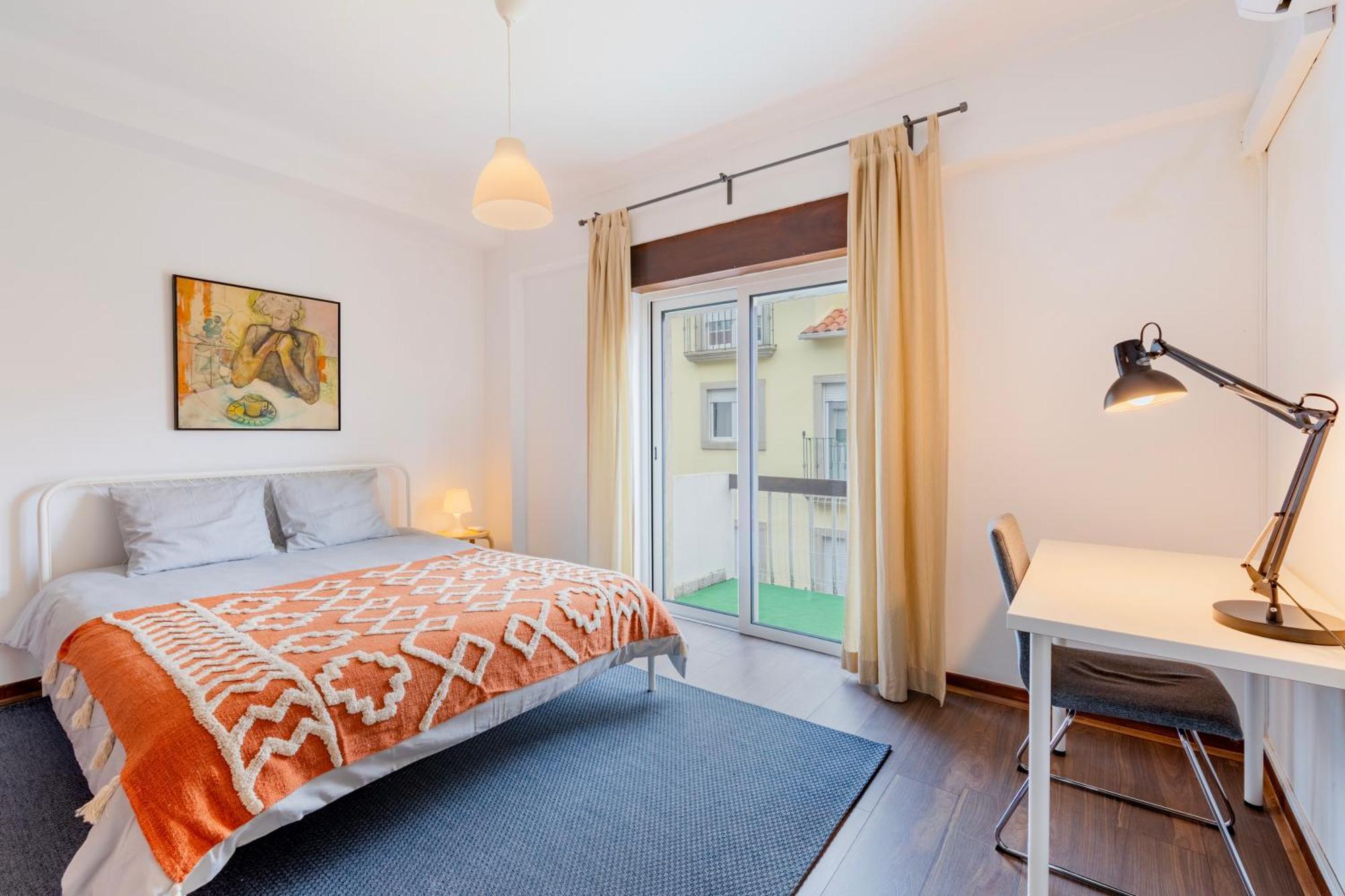 Cosy Remodeled Apartment In The City Center Fundão Eksteriør bilde