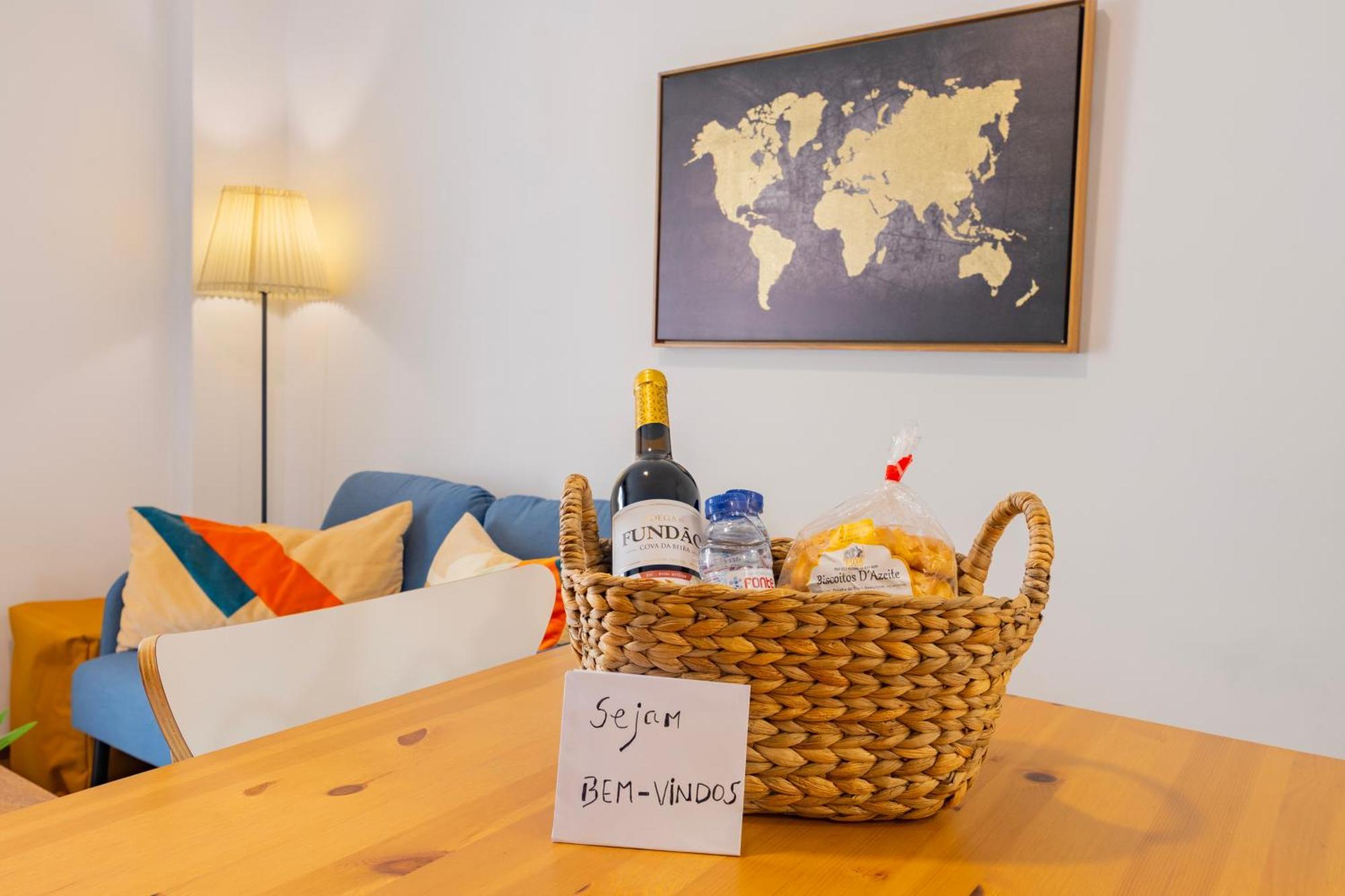Cosy Remodeled Apartment In The City Center Fundão Eksteriør bilde