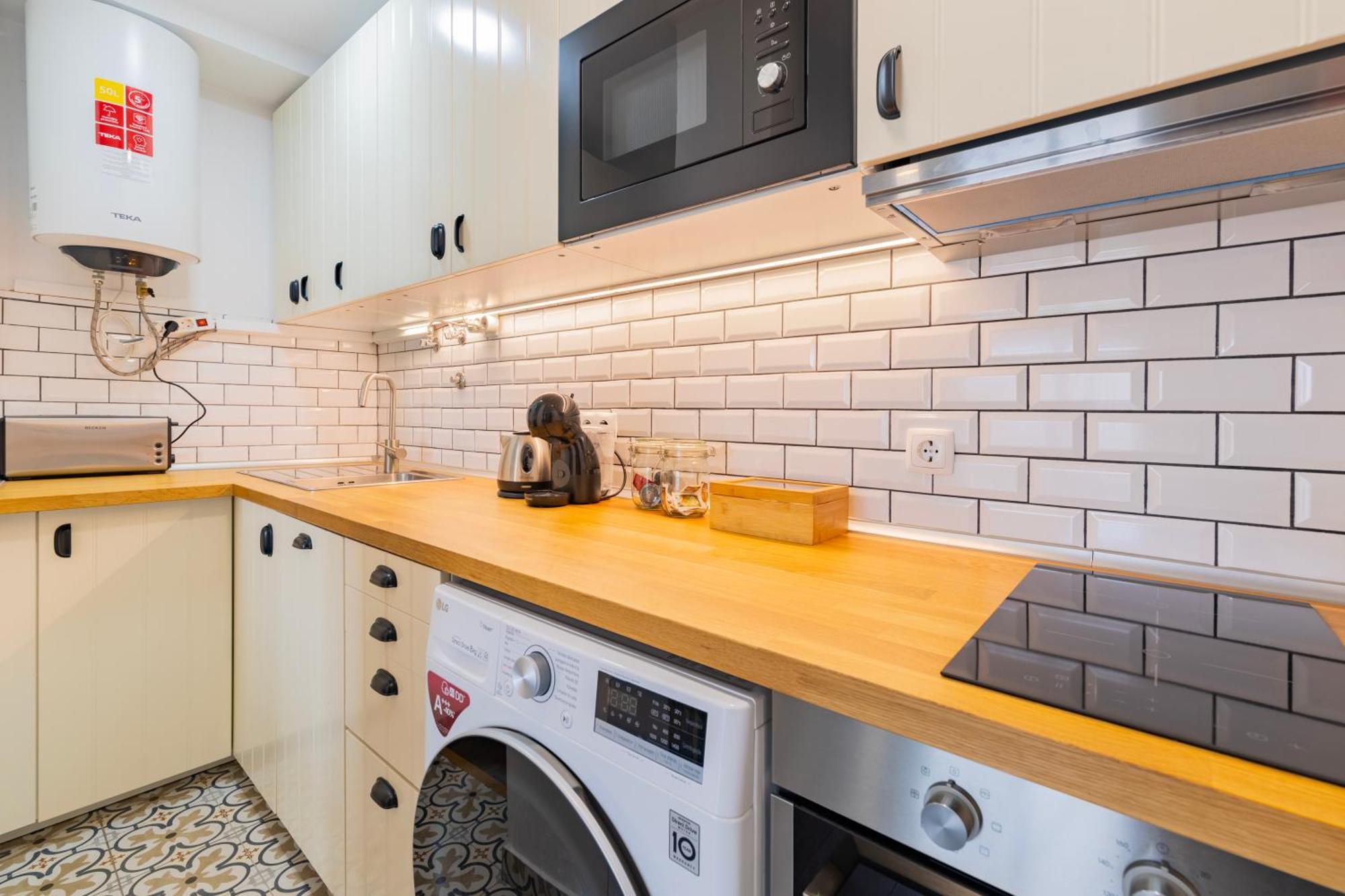 Cosy Remodeled Apartment In The City Center Fundão Eksteriør bilde