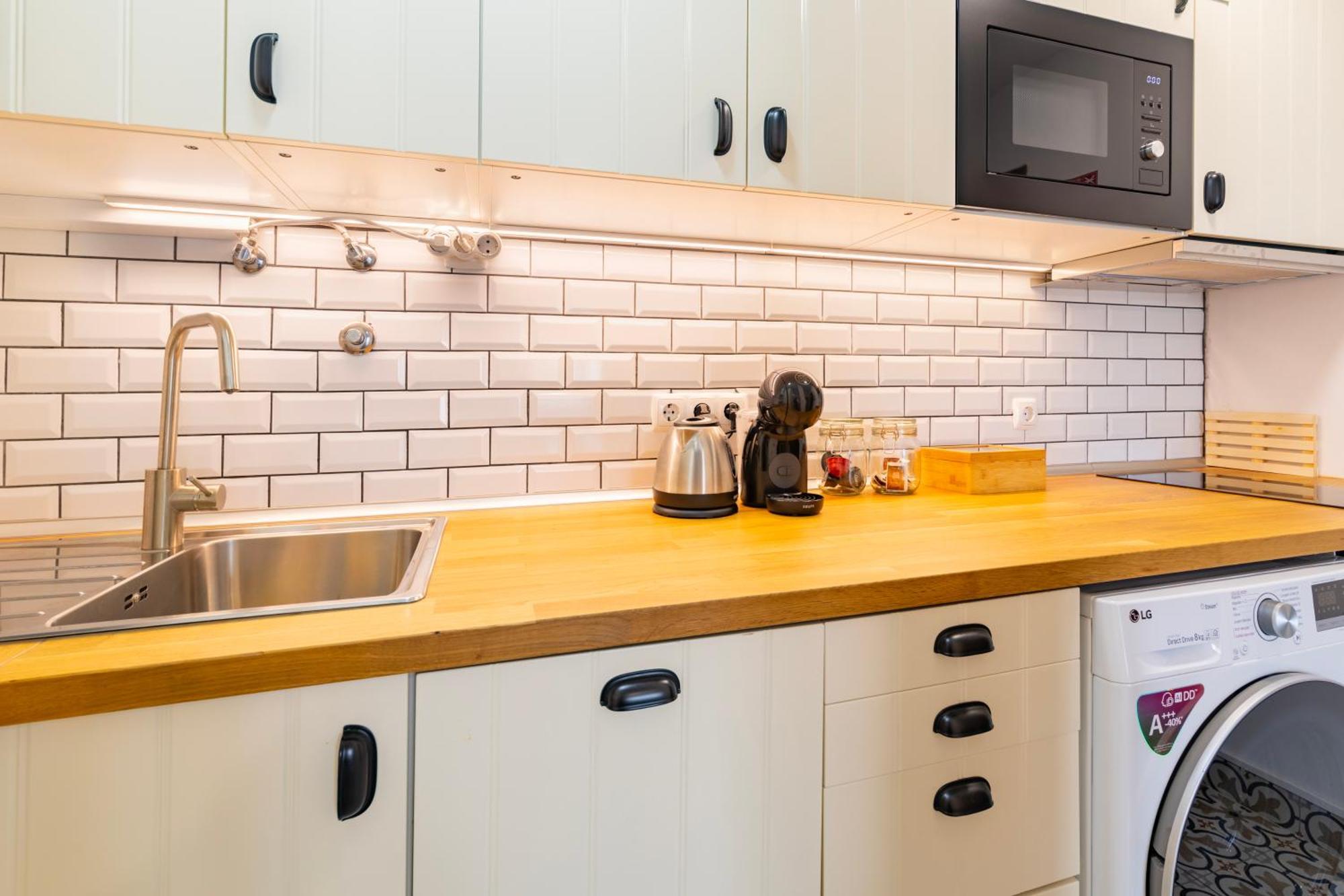 Cosy Remodeled Apartment In The City Center Fundão Eksteriør bilde